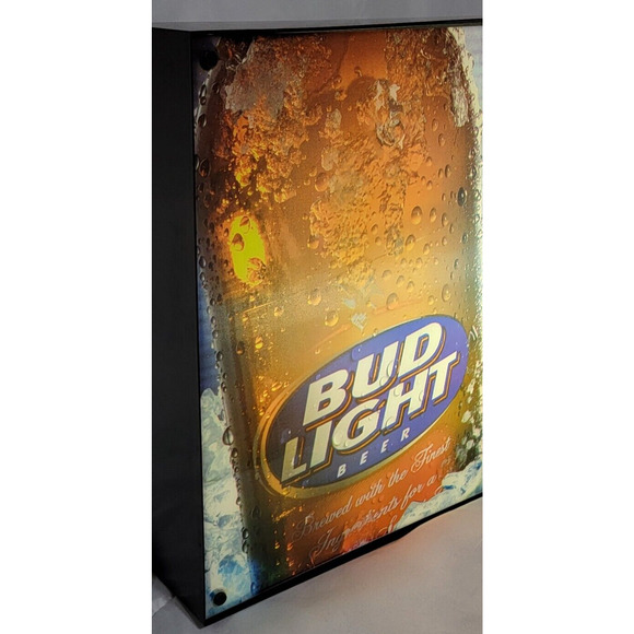 Vintage Budweiser Light Beer Home/Game Bar Electric Light Up Display Sign -WORKS - Picture 4 of 16